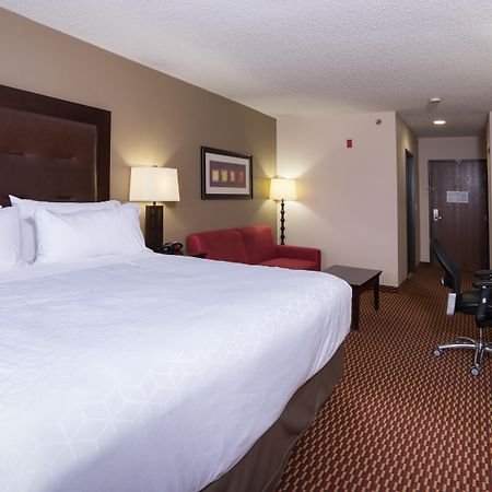 Holiday Inn Express Hartford-Newington By Ihg Exteriör bild