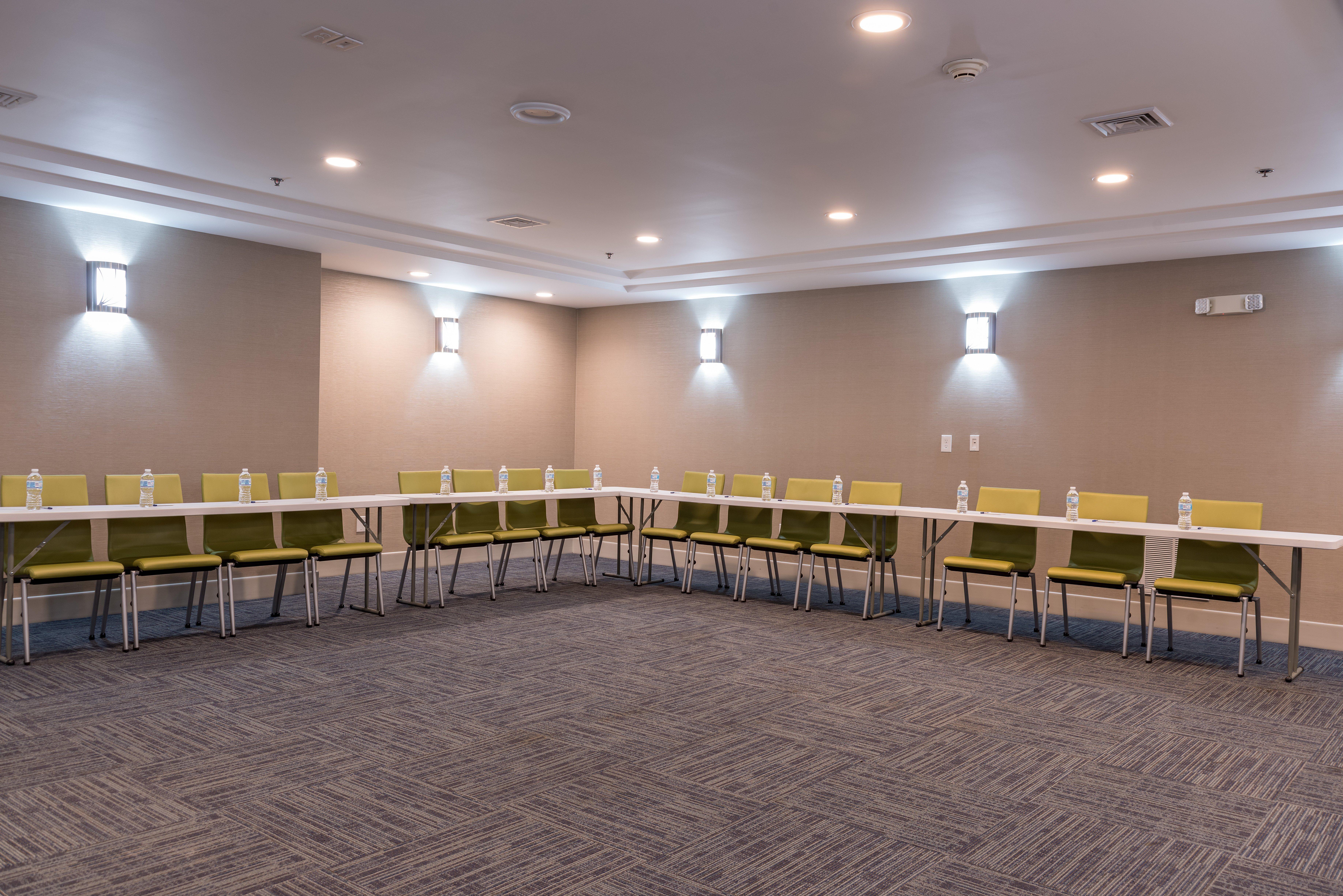Holiday Inn Express Hartford-Newington By Ihg Exteriör bild