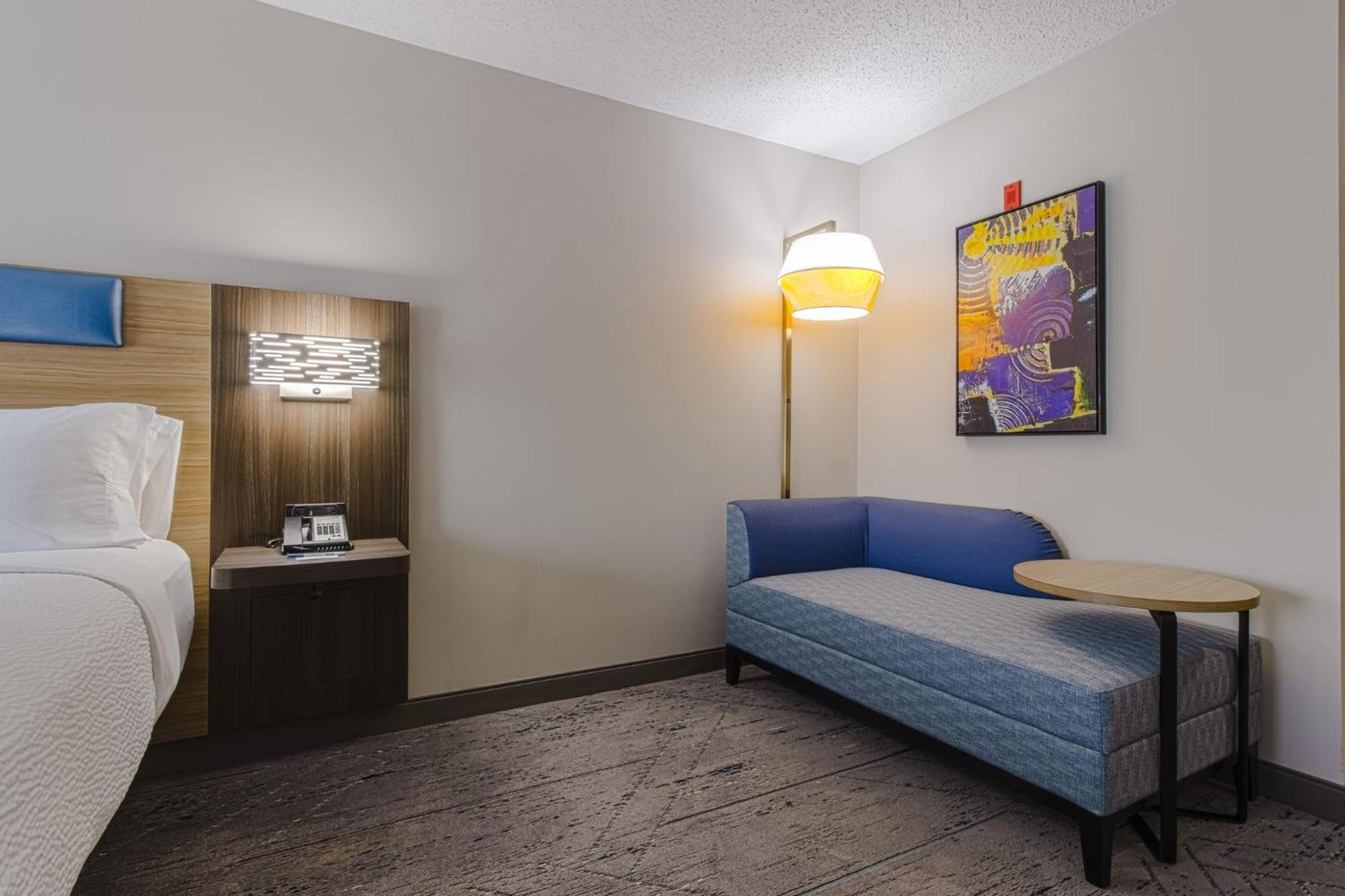 Holiday Inn Express Hartford-Newington By Ihg Exteriör bild