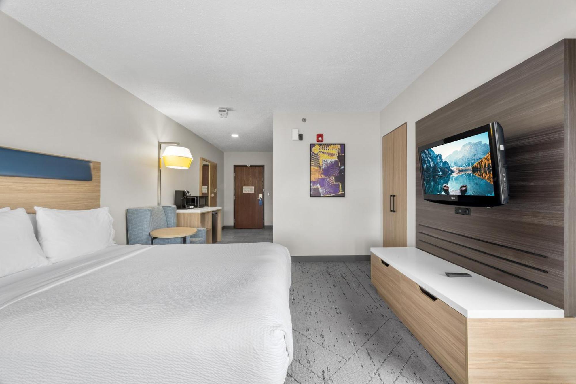 Holiday Inn Express Hartford-Newington By Ihg Exteriör bild