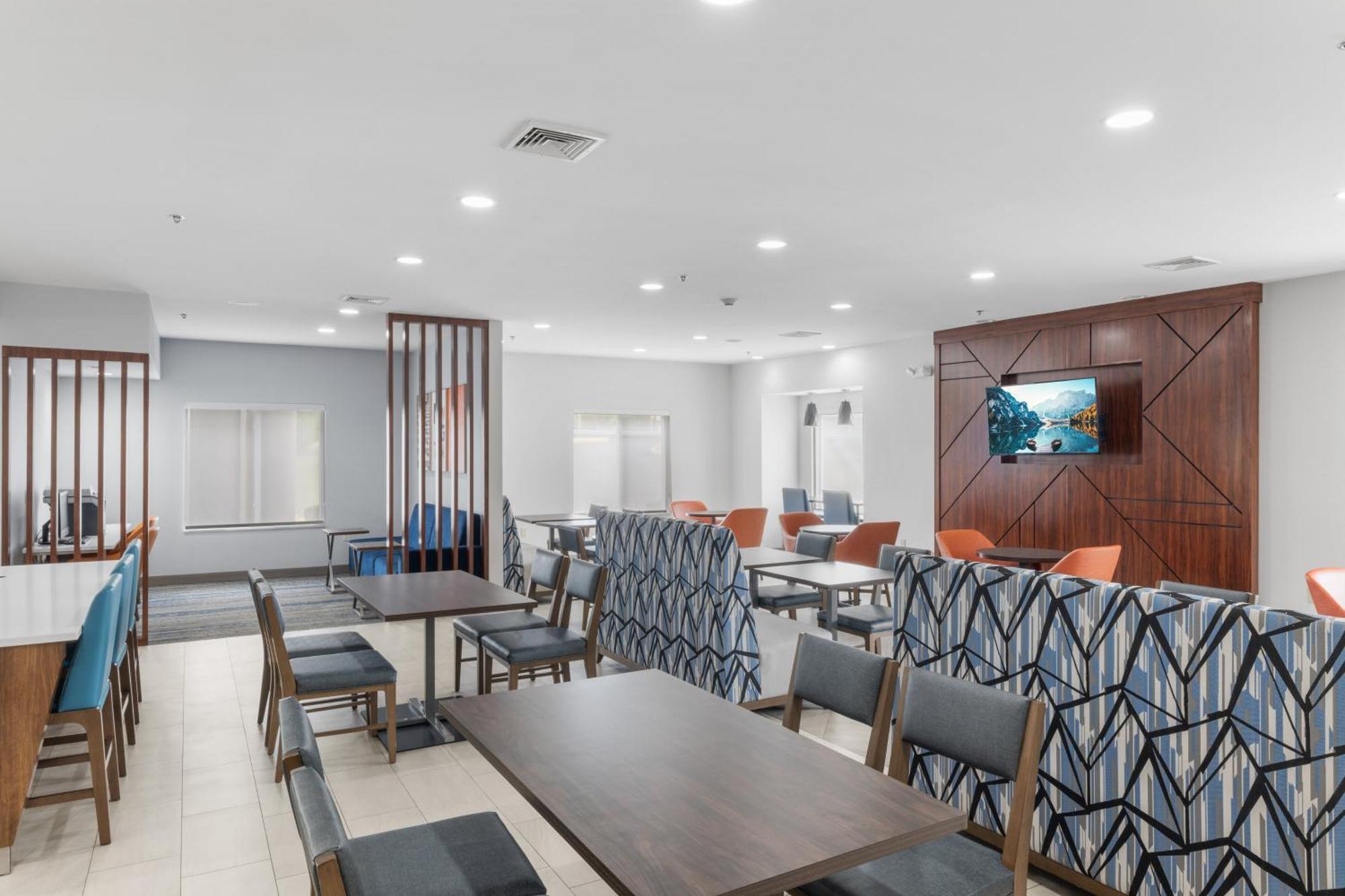 Holiday Inn Express Hartford-Newington By Ihg Exteriör bild
